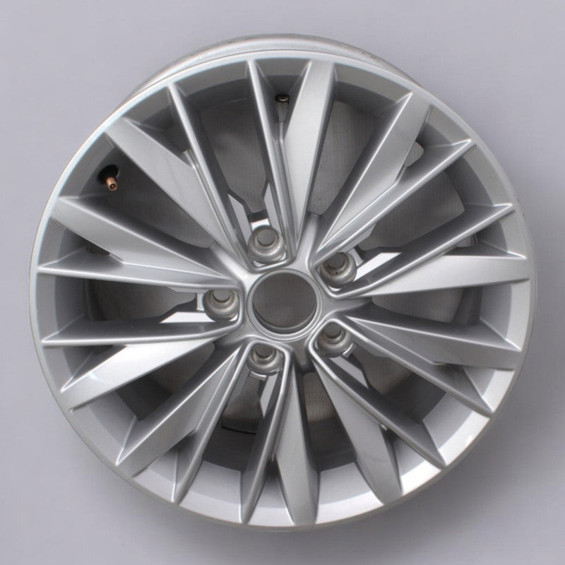 1x Alufelge 16 Zoll 6.5" 5x112 46ET Glanz Silber 5GM601025D Vw Rim Wheel