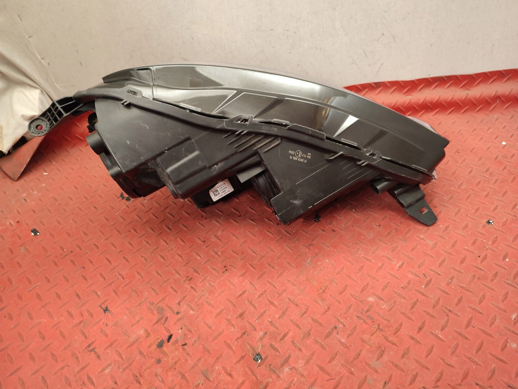 Frontscheinwerfer Ford Ecosport GN15-13D154-HE LED Ein Stück (Rechts oder Links) SCH5789123816nd