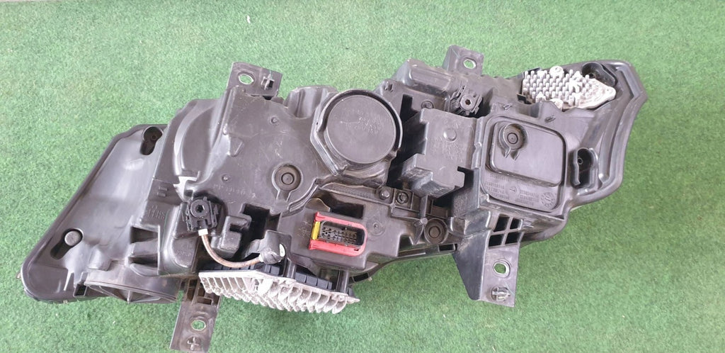 Frontscheinwerfer Iveco I 58029054830 Rechts Scheinwerfer Headlight SCH8038719709ox