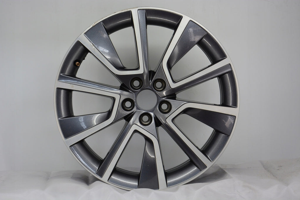 1x Alufelge 17 Zoll 7.0" 5x100 46ET Glanz 5JJ601025G Mg Rim Wheel