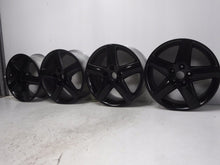 Laden Sie das Bild in den Galerie-Viewer, 4x Alufelge 17 Zoll 7.5" 5x112 45ET Glanz Silber 4F0601025AF Audi C6 Rim Wheel FEL4096979397ja