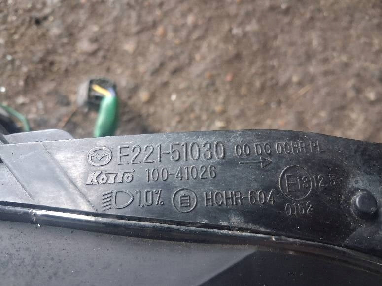 Frontscheinwerfer Mazda Cx7 E22151030 Rechts Scheinwerfer Headlight SCH9101651524ww