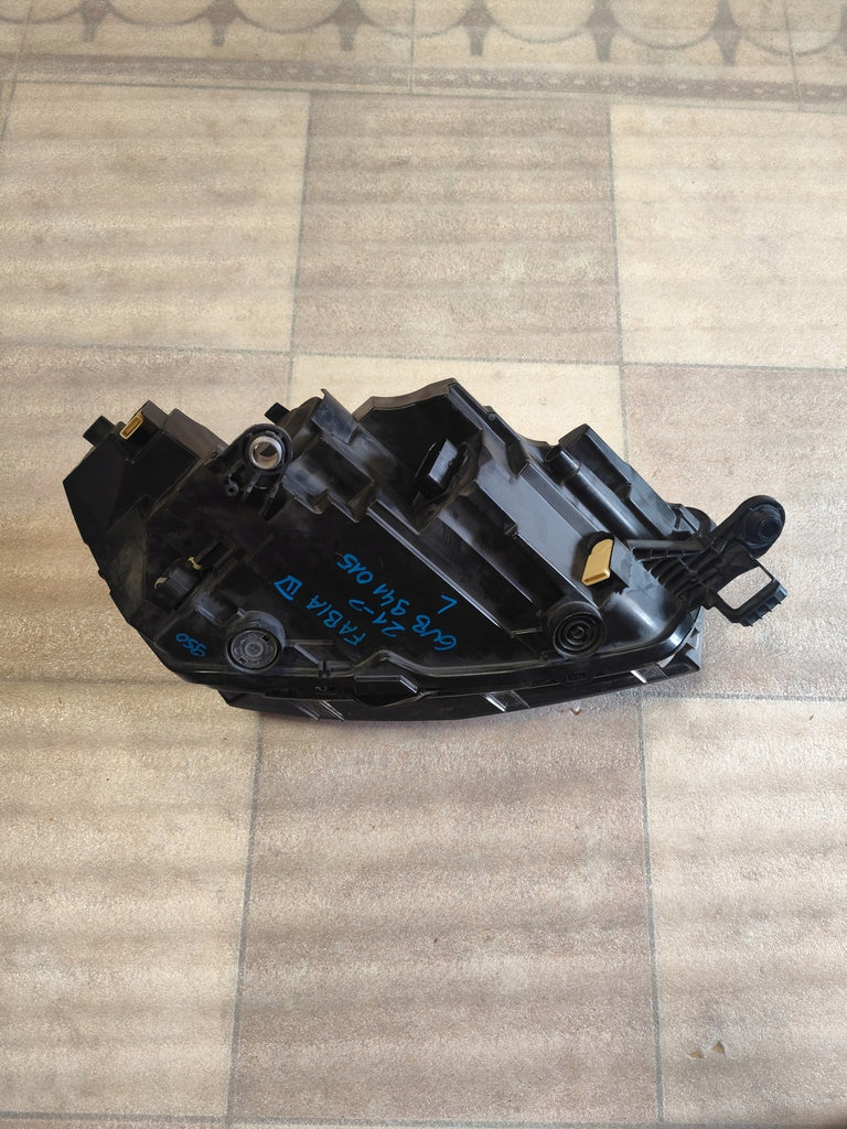 Frontscheinwerfer Skoda Fabia IV 6VB941015 Links Scheinwerfer Headlight SCH9319650936mb