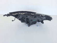 Laden Sie das Bild in den Galerie-Viewer, Frontscheinwerfer Toyota V 85122000 LED Links Scheinwerfer Headlight SCH5018905625ti