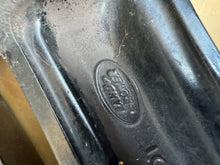 Laden Sie das Bild in den Galerie-Viewer, 1x Alufelge 18 Zoll 7.5&quot; 5x108 J8A2-1007-DA Land Rover Velar Rim Wheel