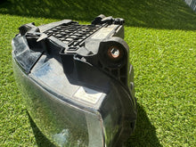 Laden Sie das Bild in den Galerie-Viewer, Frontscheinwerfer Land Rover Defender Rechts Scheinwerfer Headlight SCH5257362641lm