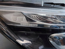 Laden Sie das Bild in den Galerie-Viewer, Frontscheinwerfer Mercedes-Benz Vito W447 4479061501 Rechts Headlight