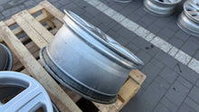 Load image into Gallery viewer, 1x Alufelge 19 Zoll 9.0" 5x130 60ET 7L6601025D Audi Q7 Cayenne Rim Wheel FEL9435729715ie