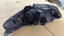 Laden Sie das Bild in den Galerie-Viewer, Frontscheinwerfer Hyundai I10 HI10LLP10 Rechts Scheinwerfer Headlight SCH8589898402cl