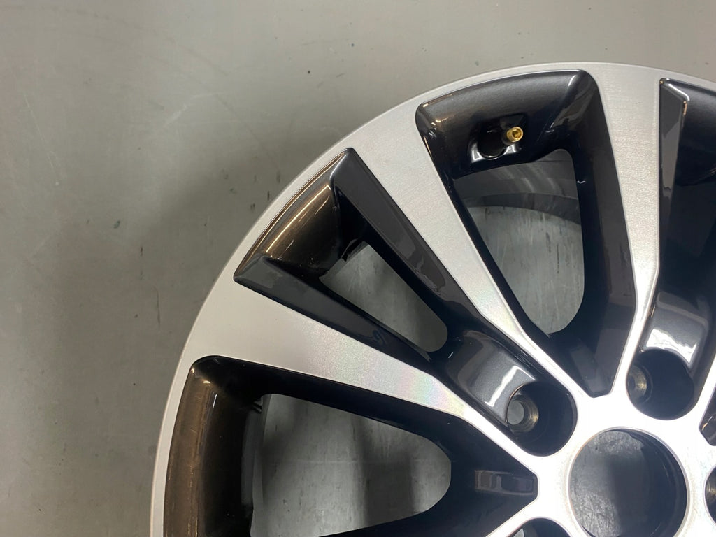 1x Alufelge 17 Zoll 7.0" 5x114.3 53ET Glanz Graphit 52910G4300 Hyundai Ix35 Mg FEL7536319565tz