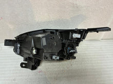 Laden Sie das Bild in den Galerie-Viewer, Frontscheinwerfer Peugeot 3008 9864067880 Full LED Rechts Scheinwerfer Headlight SCH3172052599cv