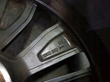 Laden Sie das Bild in den Galerie-Viewer, 1x Alufelge 19 Zoll 7.0&quot; 5x114.3 40ET 403005400R Renault Megane 1 Koleos Kadjar