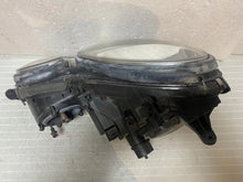 Laden Sie das Bild in den Galerie-Viewer, Frontscheinwerfer Mercedes-Benz W211 A2118201461 Xenon Rechts Headlight SCH7668398291bi