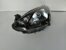 Laden Sie das Bild in den Galerie-Viewer, Frontscheinwerfer Mazda 2 Links Scheinwerfer Headlight SCH4477601988yp