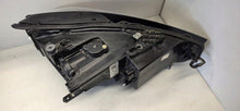 Laden Sie das Bild in den Galerie-Viewer, Frontscheinwerfer Seat Tarraco 5FJ941007H LED Links Scheinwerfer Headlight SCH4603611162rv