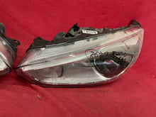Laden Sie das Bild in den Galerie-Viewer, Frontscheinwerfer Ford Focus F1EB-13D155-AD Xenon Links Scheinwerfer Headlight SCH9991771970iy