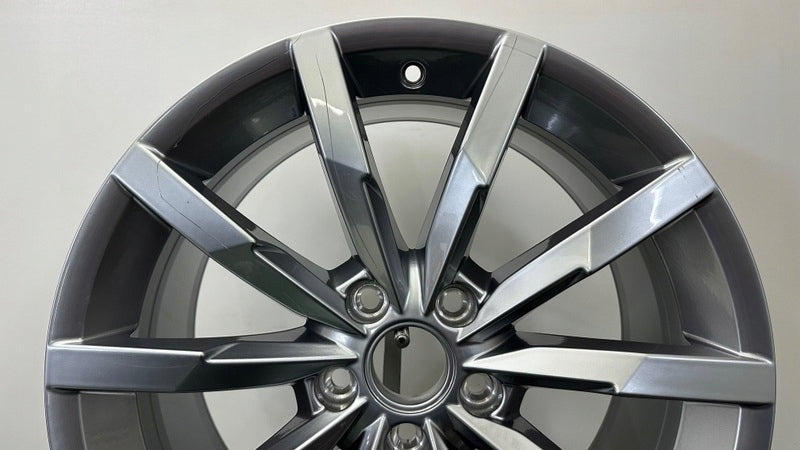 1x Alufelge 18 Zoll 8.0" 5x112 44ET Glanz Grau 3G0601025Q VW Rim Wheel FEL1040525032mp