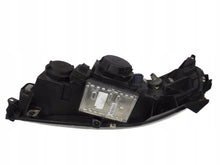 Load image into Gallery viewer, Frontscheinwerfer Volvo Xc70 Cross Country 30655906 89008794 Xenon Rechts
