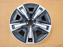 Laden Sie das Bild in den Galerie-Viewer, 1x Alufelge 19 Zoll 5x112 5A80250 BMW 1 5 Rim Wheel FEL2684564415yh