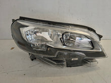 Laden Sie das Bild in den Galerie-Viewer, Frontscheinwerfer Peugeot Expert Traveller 9808572580 OE9808572580 Rechts SCH7228121562sp