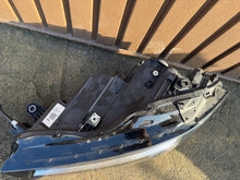 Laden Sie das Bild in den Galerie-Viewer, Frontscheinwerfer Skoda Superb 3P1941015 Links Scheinwerfer Headlight SCH2425092568lh