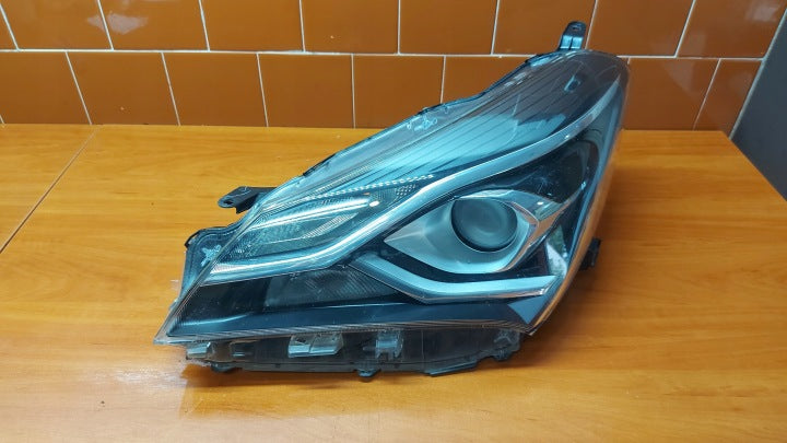 Frontscheinwerfer Toyota Yaris OD-199 0D-200 LED Links Scheinwerfer Headlight SCH1915939628ts