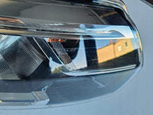 Laden Sie das Bild in den Galerie-Viewer, Frontscheinwerfer Dacia Sandero II 260100437R LED Rechts Scheinwerfer Headlight