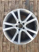 Load image into Gallery viewer, 1x Alufelge 19 Zoll 8.0&quot; 5x112 44ET A2074011902 Mercedes-Benz A207 W212