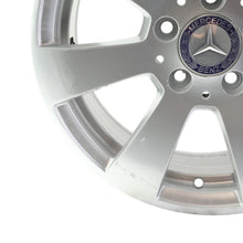 Laden Sie das Bild in den Galerie-Viewer, 1x Alufelge 15 Zoll 7.0" 5x112 43ET Glanz Silber A2044011102 Mercedes-Benz W204 FEL7239980420he