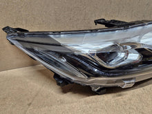 Laden Sie das Bild in den Galerie-Viewer, Frontscheinwerfer Mitsubishi Eclipse Cross I LED Rechts Scheinwerfer Headlight SCH5684942489ht