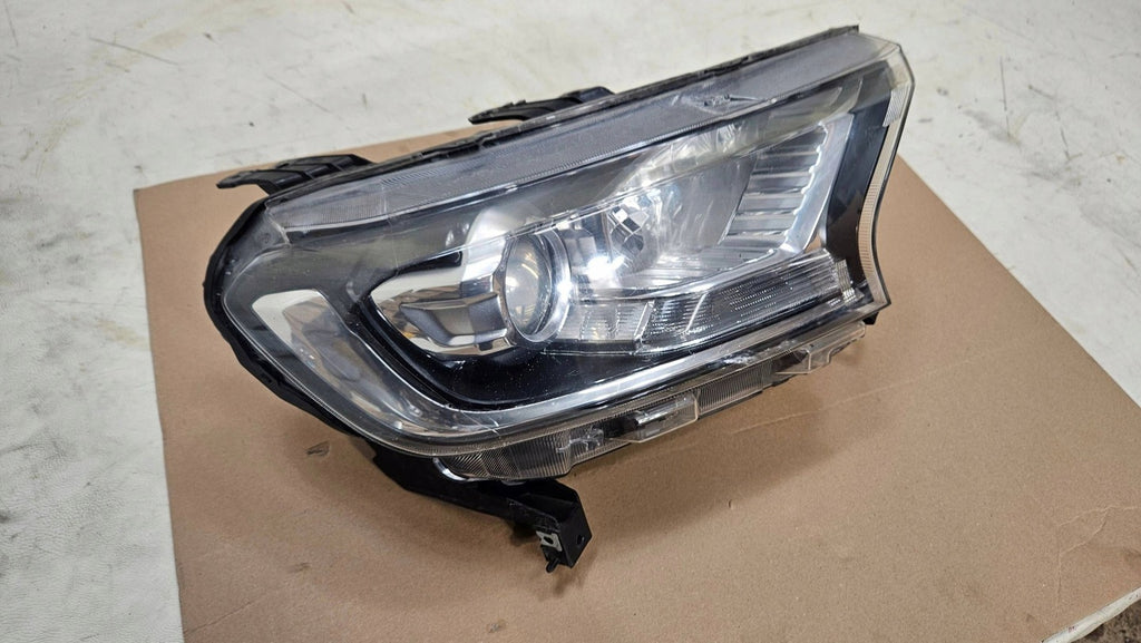 Frontscheinwerfer Ford Ranger Xenon Rechts Scheinwerfer Headlight SCH5299961356sh