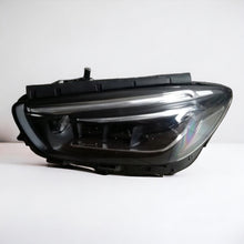 Laden Sie das Bild in den Galerie-Viewer, Frontscheinwerfer Mercedes-Benz W247 A2479061903 FULL LED Links Headlight