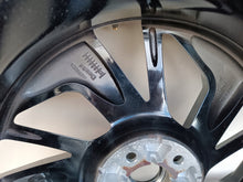 Laden Sie das Bild in den Galerie-Viewer, 1x Alufelge 20 Zoll 8.0&quot; 5x114.3 40ET Nissan Qashqai III J12 Rim Wheel