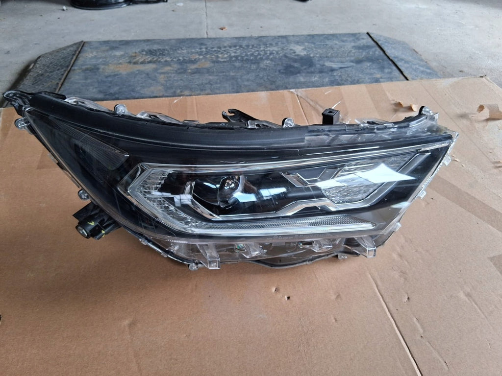Frontscheinwerfer Toyota V I BCHC6777 LED Rechts Scheinwerfer Headlight SCH9101279338yb
