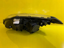 Laden Sie das Bild in den Galerie-Viewer, Frontscheinwerfer Renault Laguna III 89901845 Xenon Rechts oder Links SCH5250027406ni