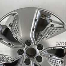 Load image into Gallery viewer, 1x Alufelge 17 Zoll 7.0" 5x114.3 50ET Glanz Grau 52910-K4000 Hyundai Kona Mg FEL3214214686uz