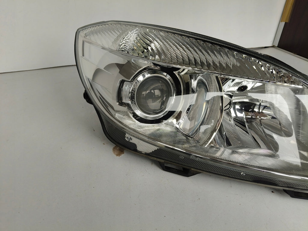 Frontscheinwerfer Skoda Fabia II Roomster Rechts Scheinwerfer Headlight