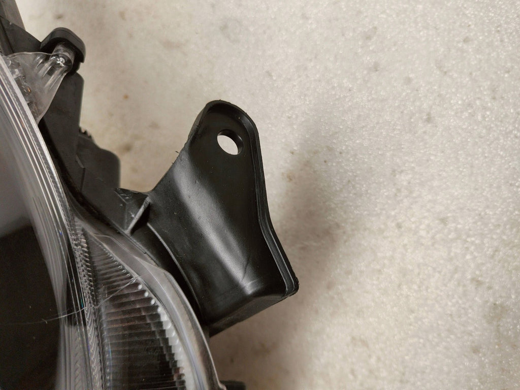 Frontscheinwerfer Toyota Yaris EU-K06 LED Vorderseite Scheinwerfer Headlight SCH1747877065mr