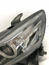 Laden Sie das Bild in den Galerie-Viewer, Frontscheinwerfer Mazda III GRF5-51040 LED Links Scheinwerfer Headlight