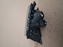 Laden Sie das Bild in den Galerie-Viewer, Frontscheinwerfer Toyota Hiace I Rechts Scheinwerfer Headlight SCH2767514329wa