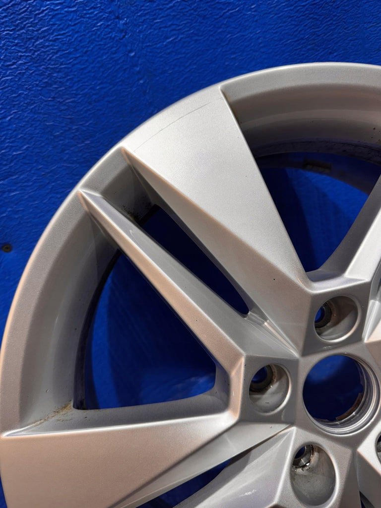 1x Alufelge 17 Zoll 6.5" 5x112 3V0601025BH 3V0601025BG Skoda Superb Iii