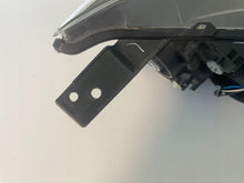 Load image into Gallery viewer, Frontscheinwerfer Mazda Cx3 Cx-3 D10E51040 Links Scheinwerfer Headlight SCH3965004614yt