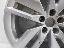 Laden Sie das Bild in den Galerie-Viewer, 1x Alufelge 18 Zoll 80A601025B Audi Q5 Rim Wheel
