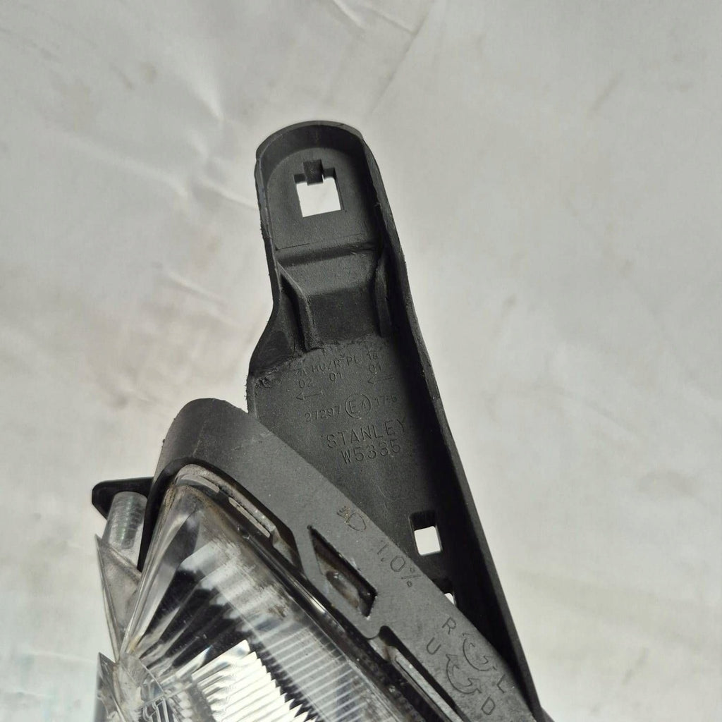 Frontscheinwerfer Mitsubishi Space Star 8301D446 Rechts Scheinwerfer Headlight SCH3503577029ls