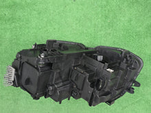 Laden Sie das Bild in den Galerie-Viewer, Frontscheinwerfer VW Tiguan 5NB941082E Full LED Rechts Scheinwerfer Headlight SCH1577057878vm