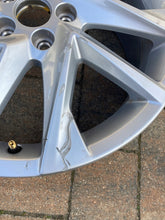 Laden Sie das Bild in den Galerie-Viewer, 1x Alufelge 17 Zoll 7.0&quot; 5x112 51ET Glanz 6F0601025 Seat Ibiza Rim Wheel