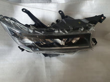 Laden Sie das Bild in den Galerie-Viewer, Frontscheinwerfer Toyota Land Cruiser LAND-150 LED Rechts Scheinwerfer Headlight SCH2719255345rh