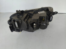 Laden Sie das Bild in den Galerie-Viewer, Frontscheinwerfer Dacia Duster 260602515R Full LED Ein Stück (Rechts oder Links)