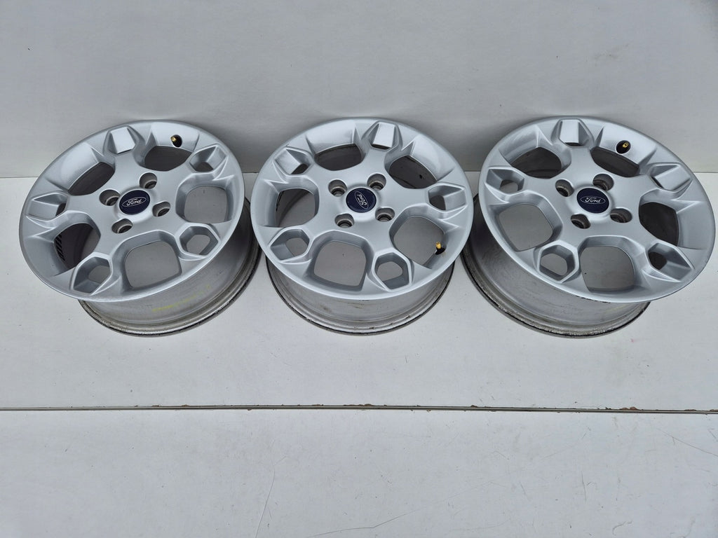1x Alufelge 15 Zoll 6.0" 4x108 47 5ET Ford Fiesta Rim Wheel