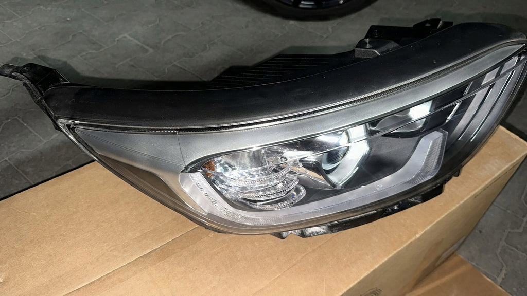 Frontscheinwerfer Kia Stonic Rechts Scheinwerfer Headlight